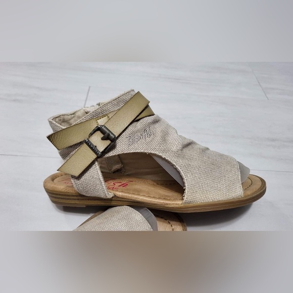 Blowfish Gladiator Girls Sandals - Picture 8 of 13